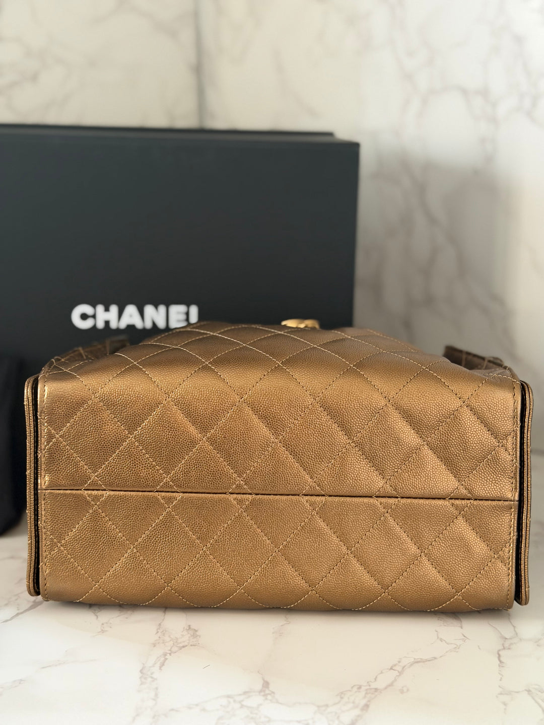 CHANEL 25A 2025 Bronze Caviar aged GHW 25 Hobo Bag size Small