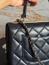 Load image into Gallery viewer, Chanel series 28 2018/2019 Navy Lambskin Champagne GHW Trendy CC Flap Bag size Small with Detachable Strap
