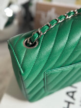 Load image into Gallery viewer, Chanel series 24 (2017) Green Caviar SHW Chevron Mini Rectangular Flap Bag
