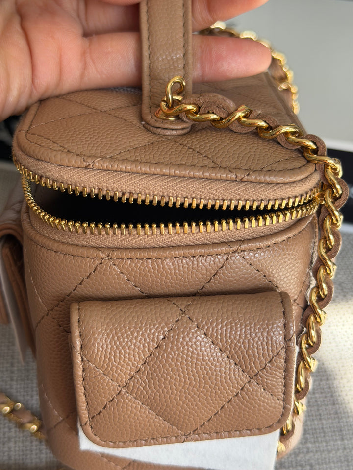 CHANEL Dark Beige Caviar Quilted Polly Pockets Cargo Small Vanity Case with Aged GHW 2023