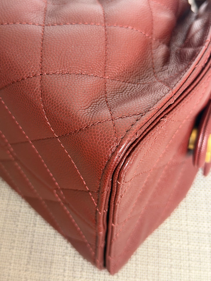 CHANEL 25A Burgundy Caviar Aged GHW 25 Hobo Bag Size SMALL