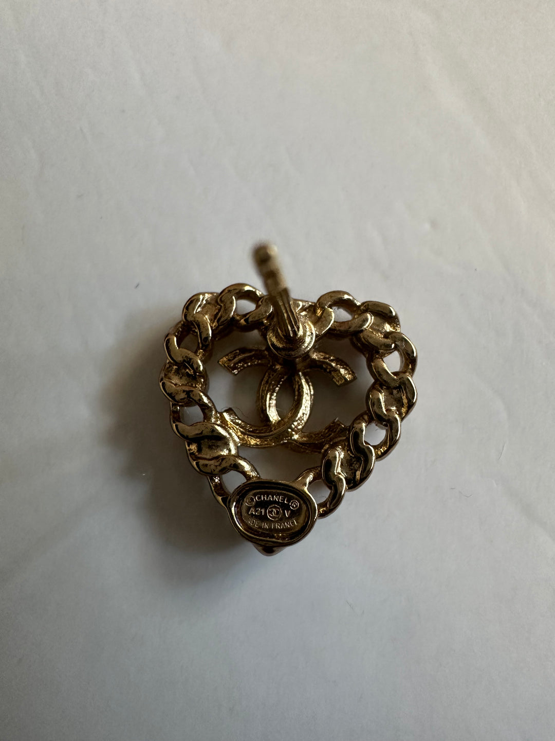 Chanel 21A Heart Multi coloured gems Gold tone earrings
