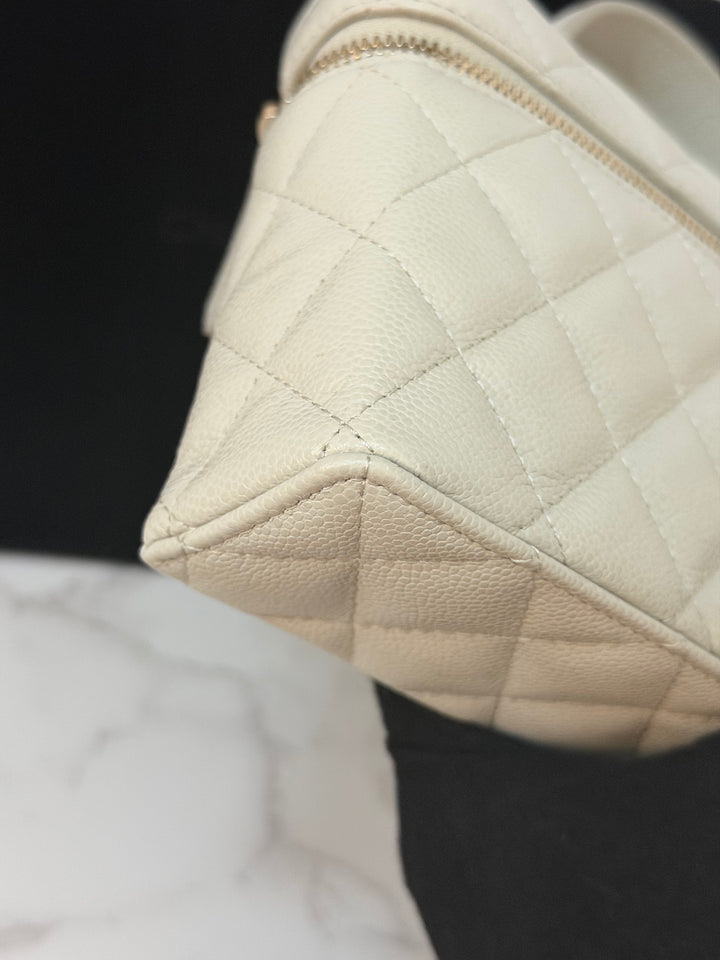 CHANEL 25B 2025 Light Grey Caviar LGHW Long Vanity Bag with Detachable Chain