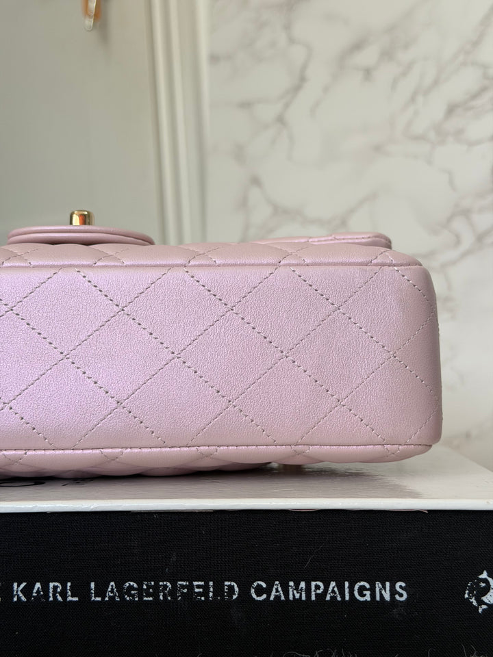 CHANEL 21S iridescent Pink Calf Skin LGHW Medium ML Timeless Classic Double Flap Bag series 31 2021