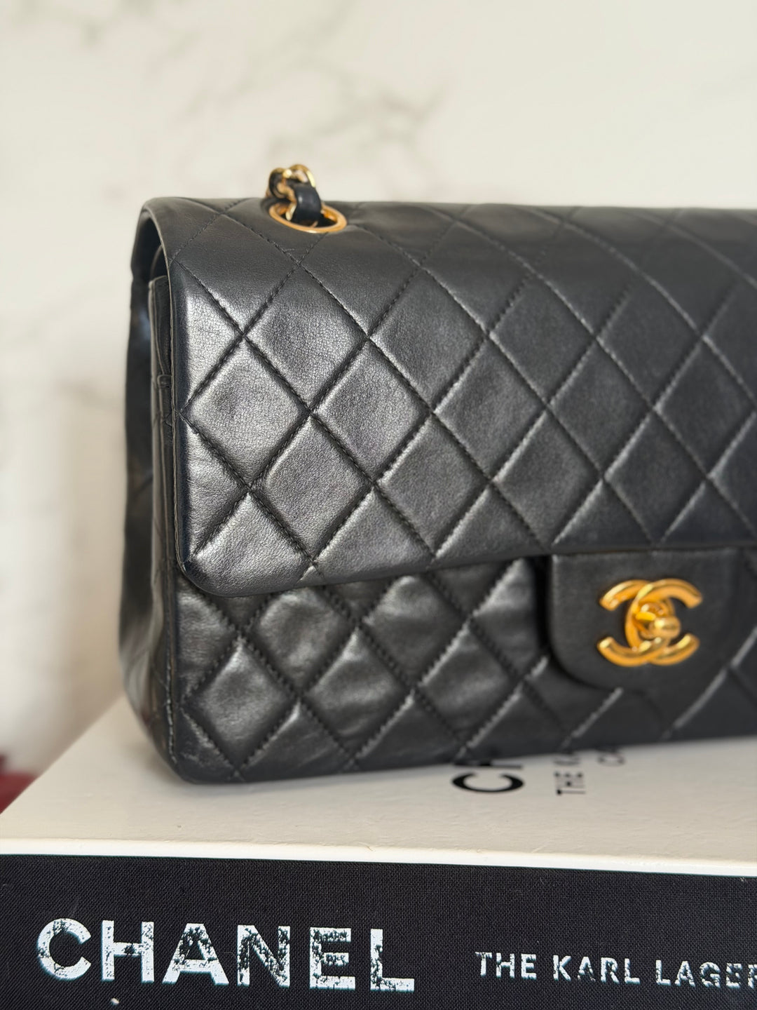 CHANEL series 6 Black Lambskin 24K GHW Vintage Medium ML Timeless Classic Double Flap Bag circa 2000-2002