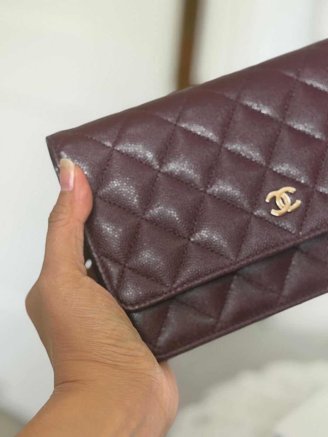 CHANEL 21B Burgundy Caviar LGHW Classic Wallet On Chain (WOC) 2021