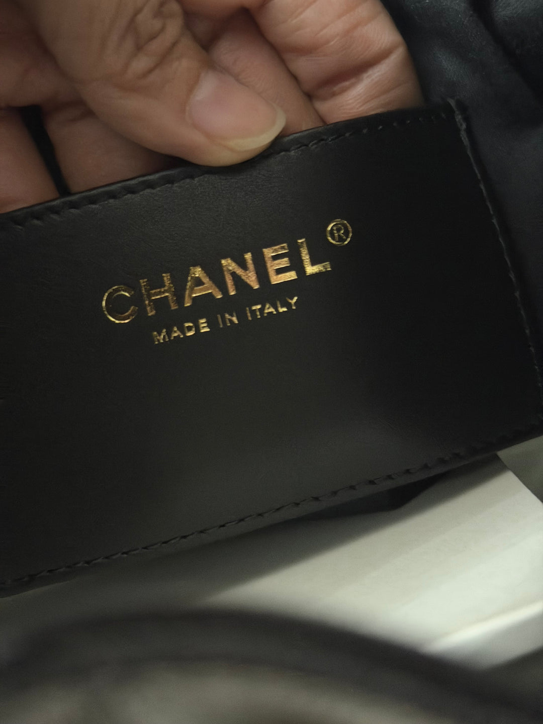 CHANEL 26C 2025/2026 Black Caviar Aged GHW 25 Hobo Bag size Small