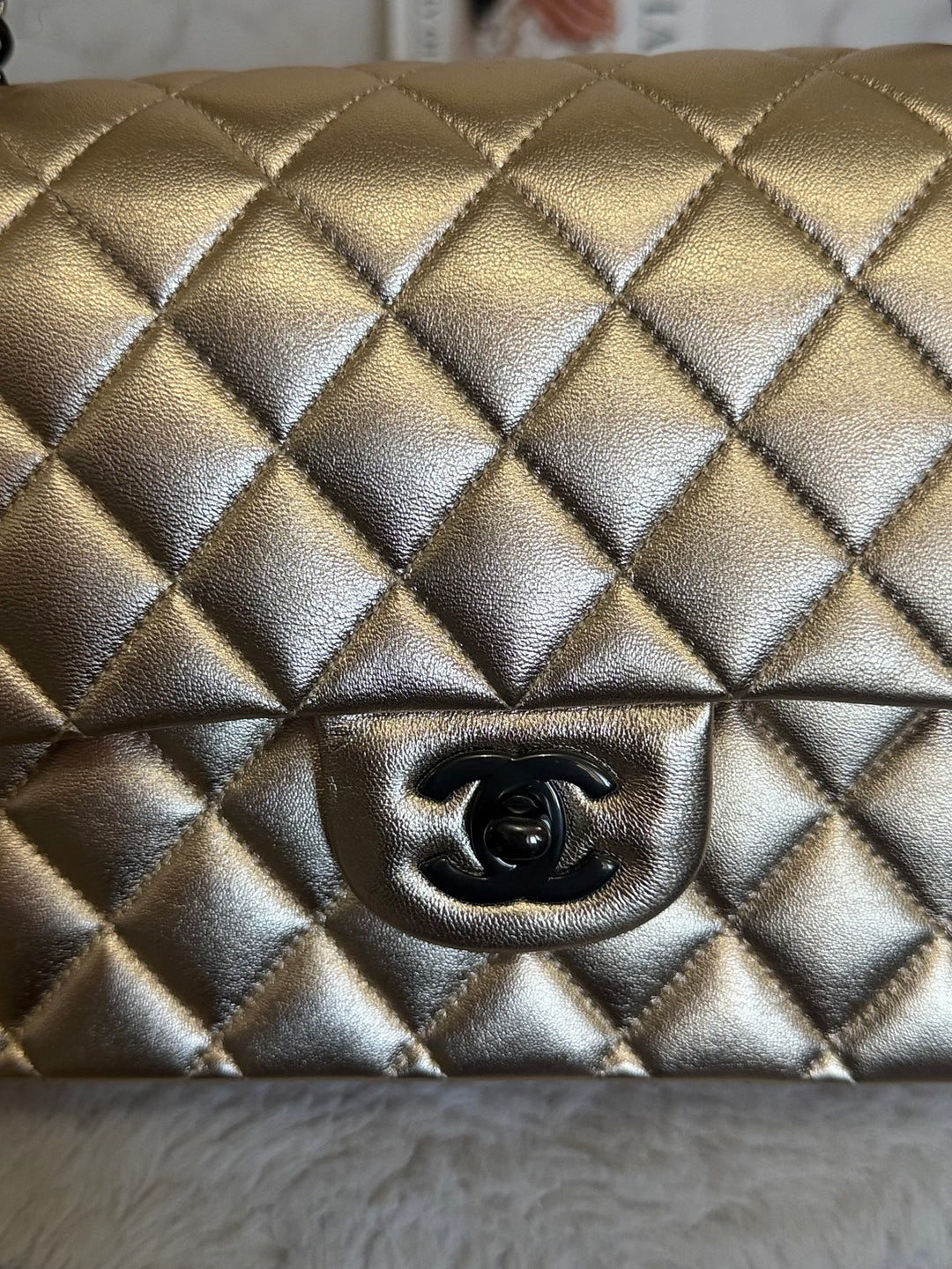 CHANEL series 31 Gold Metallic Lambskin So Black Hardware Medium ML timeless Classic Double Flap Bag 2020/2021