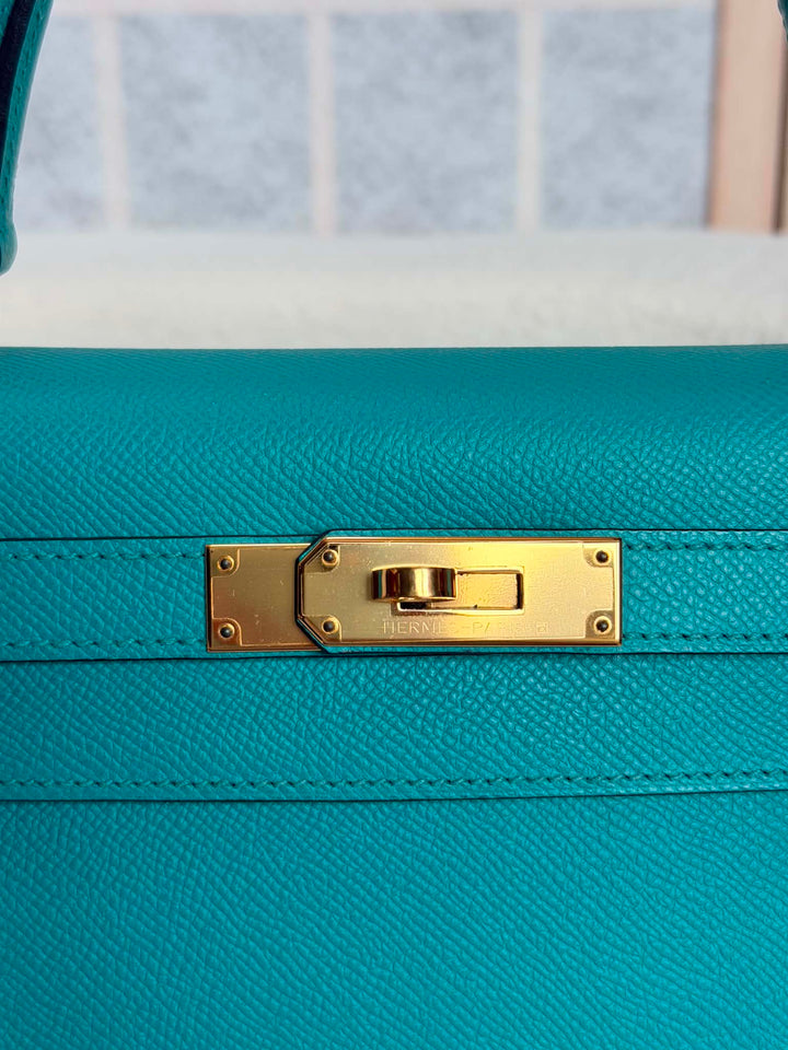 HERMÈS Kelly 28 Epsom Leather Sellier Special Order Bleu Paon GHW Stamp D 2019
