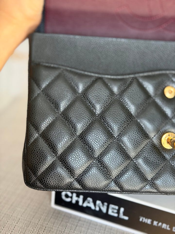 CHANEL series 15 Black Caviar GHW Jumbo Timeless Classic Double Flap Bag 2011