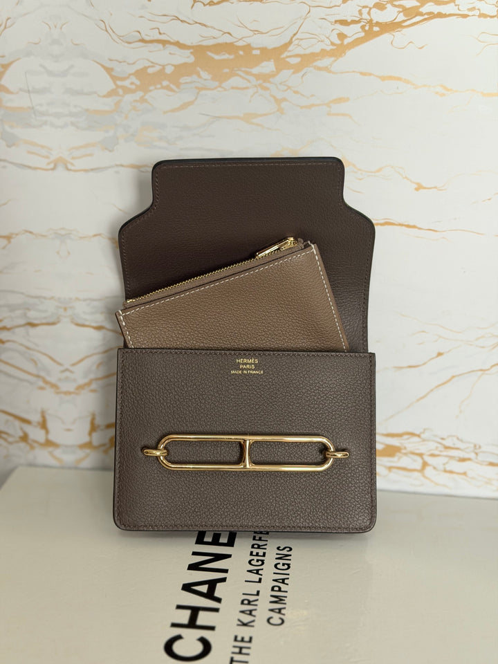 HERMÈS Mini Roulis Slim Wallet in Ecorce outer and Etoupe inner Evercolor leather GHW