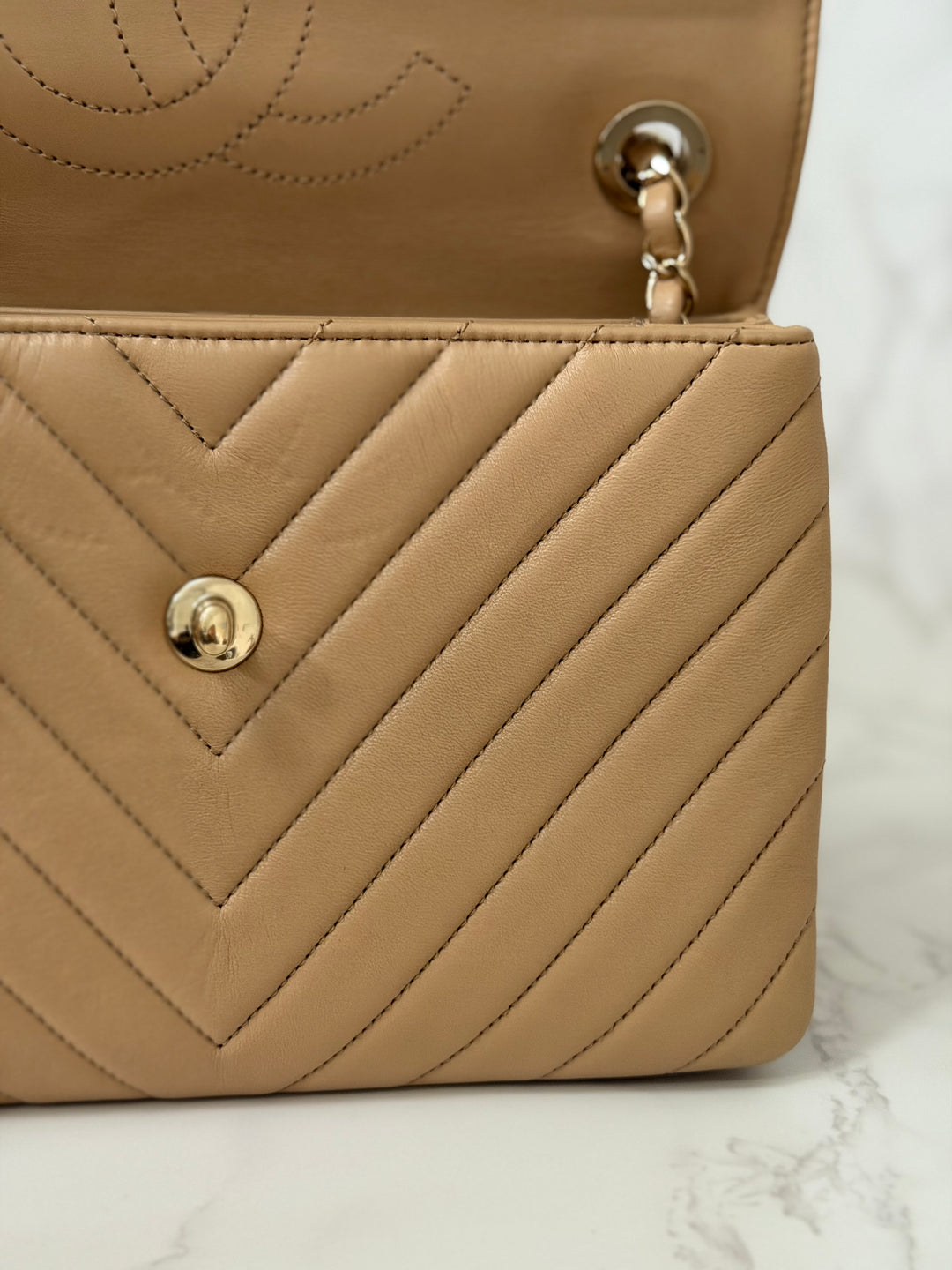 CHANEL series 27 2018 Dark Beige Lambskin LGHW Trendy CC Flap Bag size Small with Top Handle and detachable strap