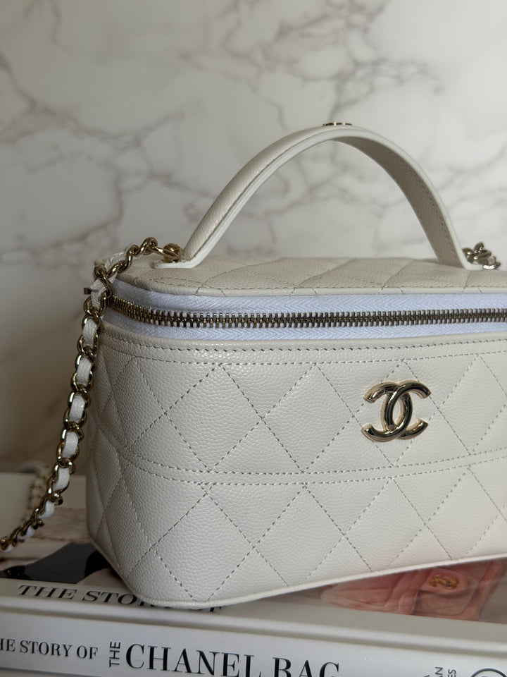 CHANEL 26C White Caviar LGHW Small Vanity with Top Handle 2026