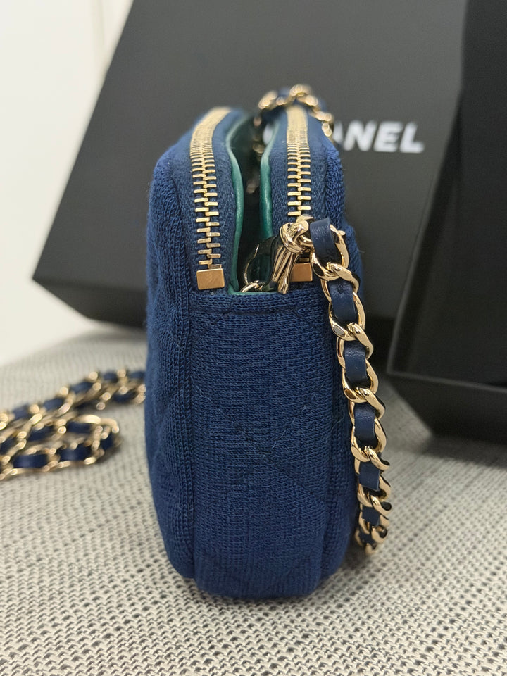 CHANEL series 28 Blue Jersey With Green Fabric Lining O Diver Wallet on Chain Phone Holder LGHW