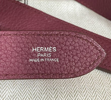 Load image into Gallery viewer, Hermes Tosca Clemence leather Jypsiere 28 PHW Stamp N
