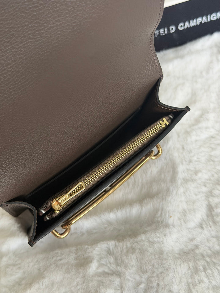 HERMÈS Mini Roulis Slim Wallet in Ecorce outer and Etoupe inner Evercolor leather GHW
