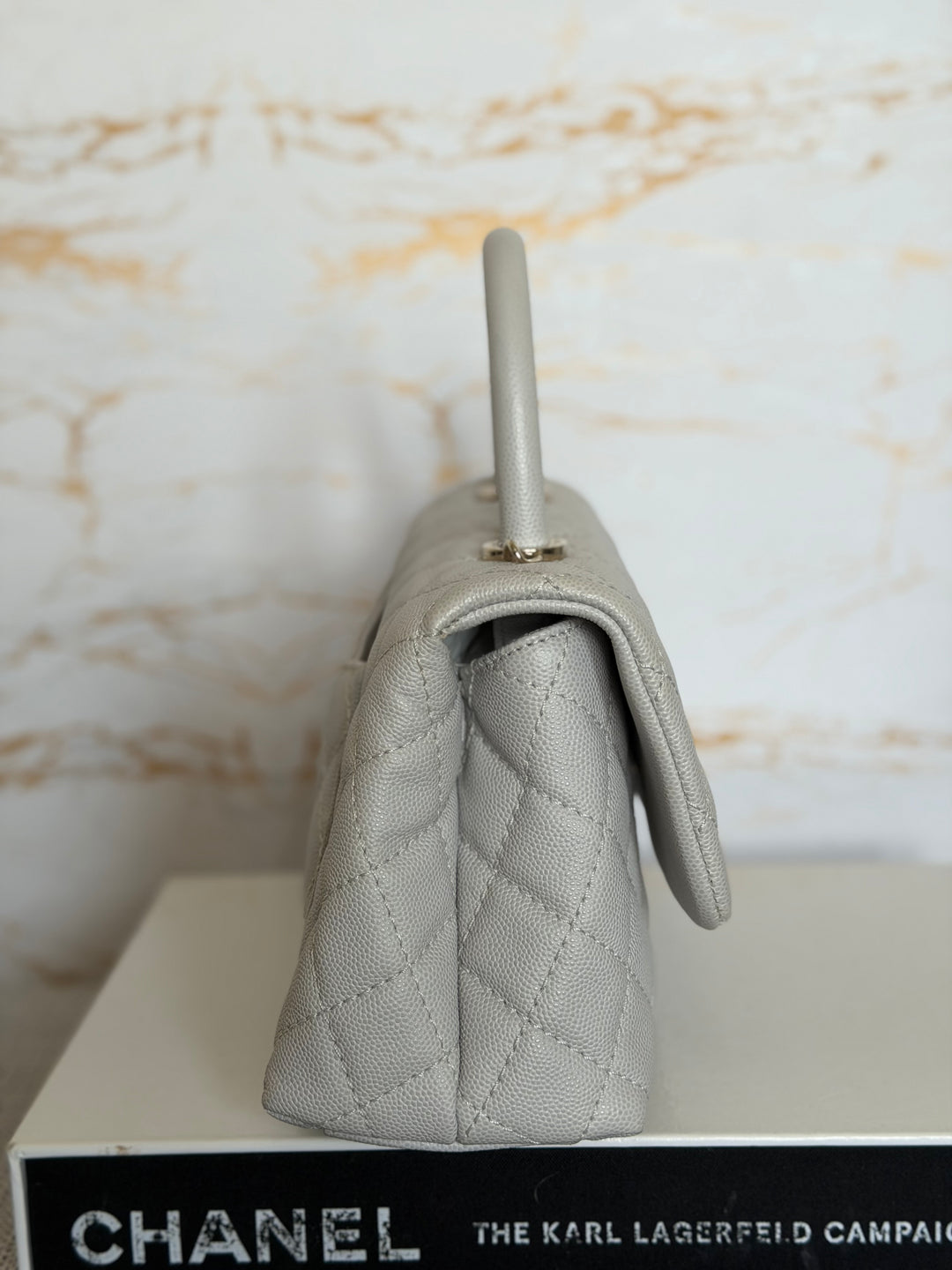 CHANEL series 27 Light Grey Caviar LGHW Coco Handle Size Small with Detachable Shoulder strap 2018