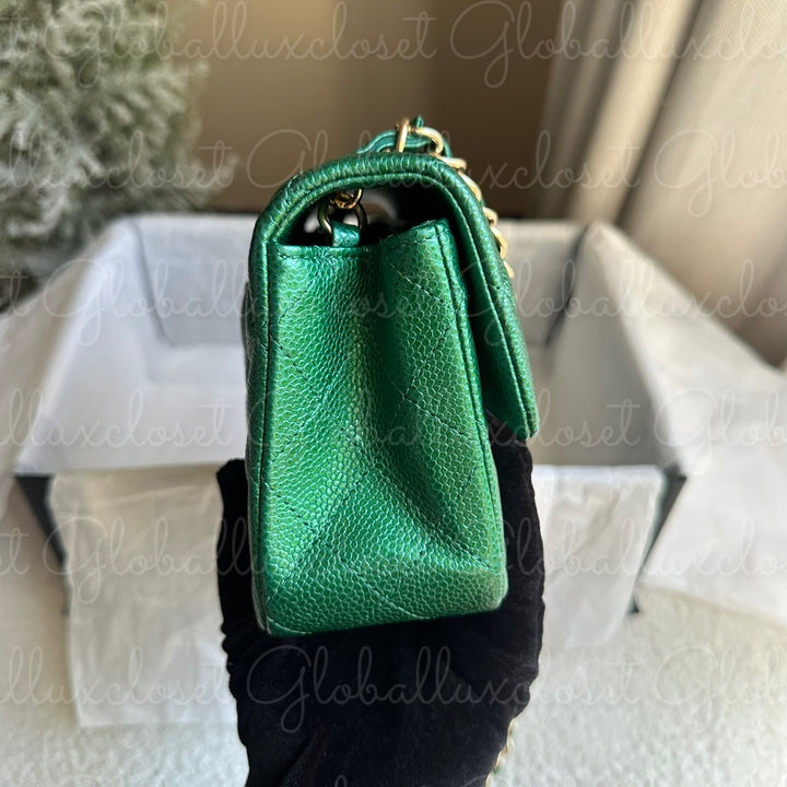 CHANEL 18S Series 25 Emerald Green Caviar LGHW Mini rectangular flap bag 2018 RARE UNICORN FIND