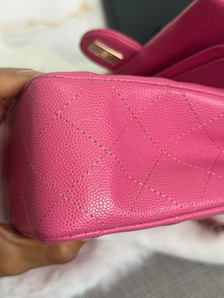 CHANEL series 27 19C Barbie Pink Caviar LGHW 11.12 Medium M/L Timeless Classic Double Flap Bag