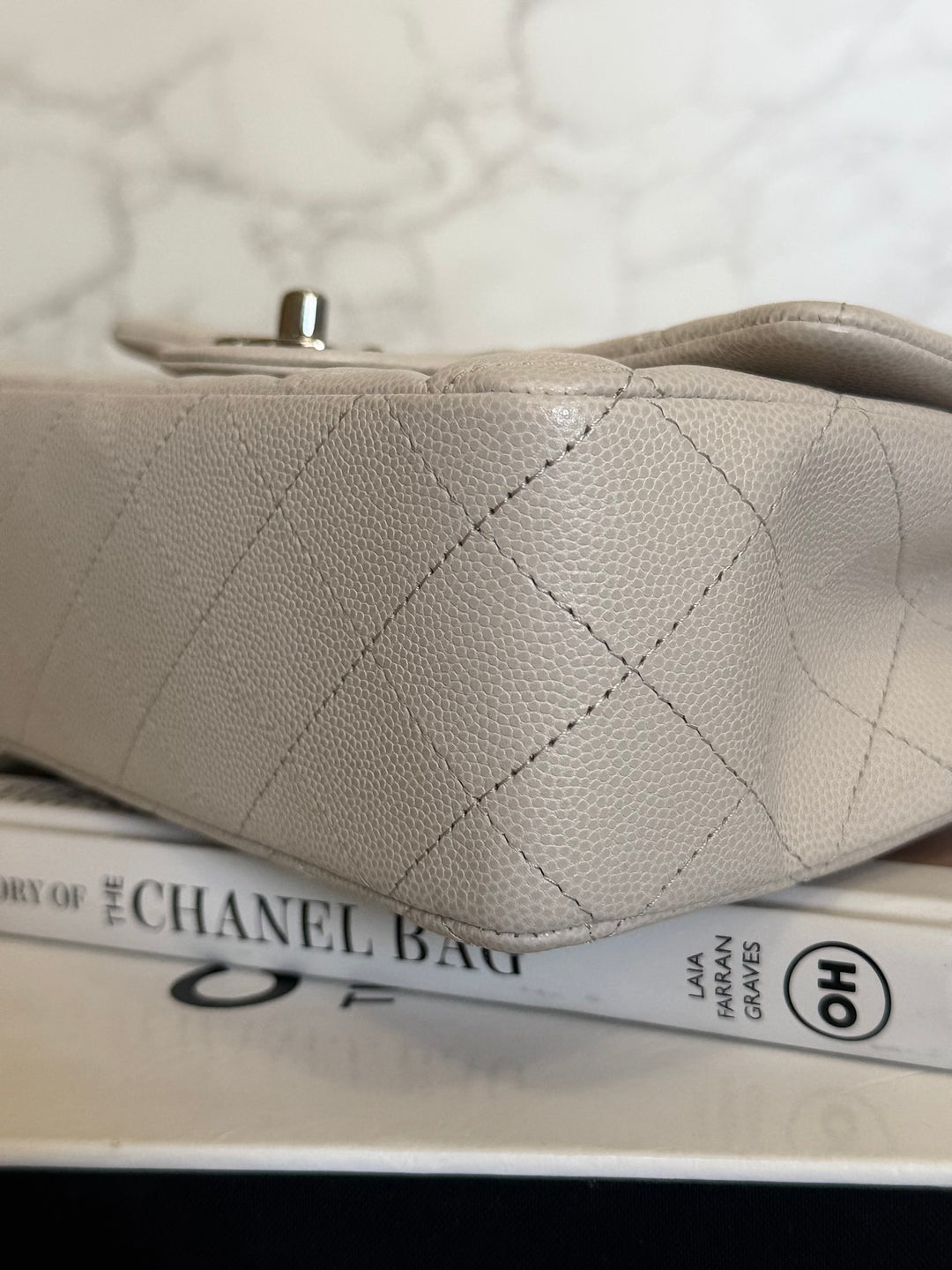 CHANEL 18B series 26 Ivory Caviar SHW Mini Rectangular Flap Bag 2018