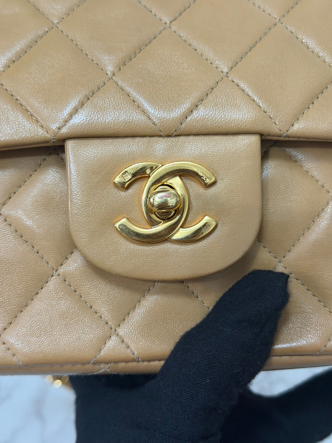 CHANEL series 4 Vintage 24K GHW Dark Beige Lambskin Timeless Classic Medium Double Flap Bag