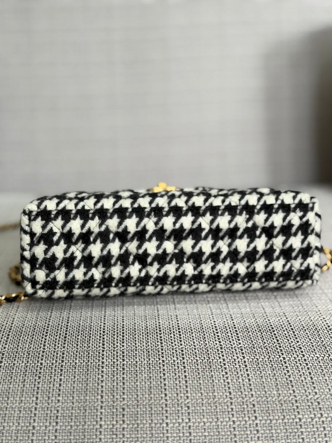CHANEL 24A 2024 Black and White Houndstooth Tweed Kelly Small Shopping Bag with Chain Aged GHW