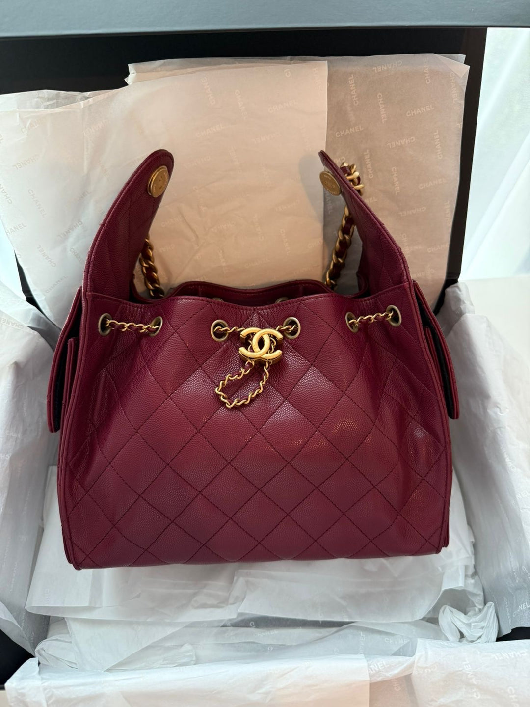 CHANEL 25 Hobo Bag in Burgundy Caviar Aged GHW 25S 2025 Collection