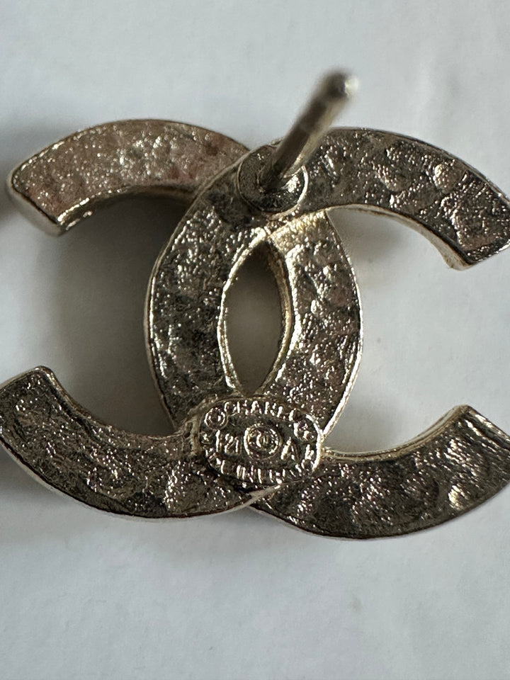Chanel 21A Mini Gold Earrings