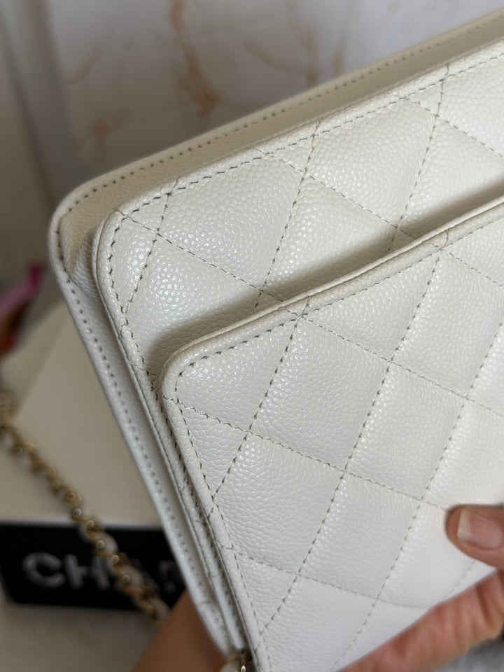 CHANEL White Caviar LGHW Classic Wallet on Chain (WOC) 2024