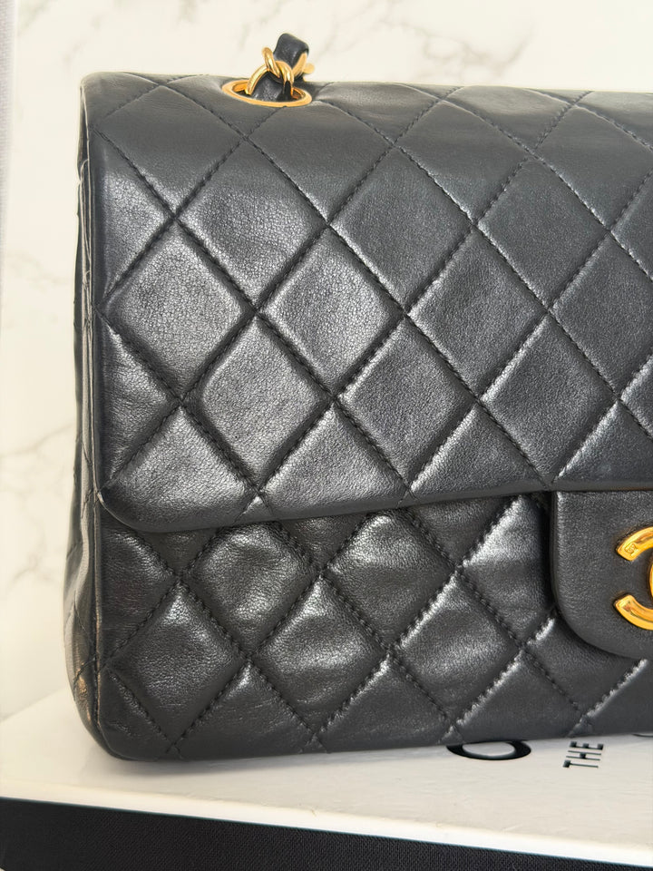 CHANEL series 6 Black Lambskin 24K GHW Vintage Medium ML Timeless Classic Double Flap Bag circa 2000-2002