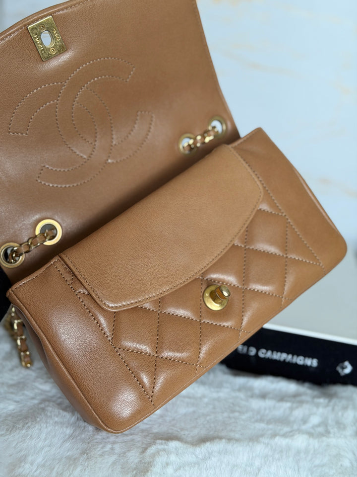 CHANEL series 21 Caramel Brown Lambskin aged GHW Diana Reissue Flap Bag size SMALL 2015