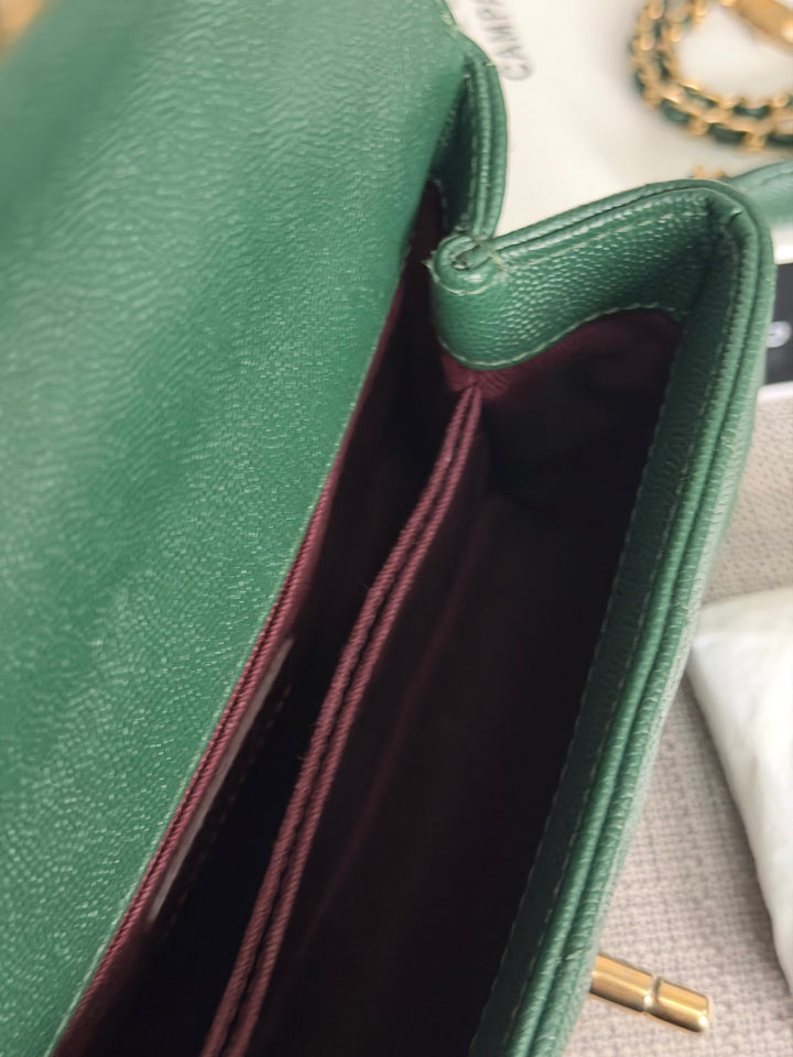 CHANEL series 26 Forrest Dark Green Caviar Chevron Aged GHW Coco Handle Size SMALL 24 cms 2018