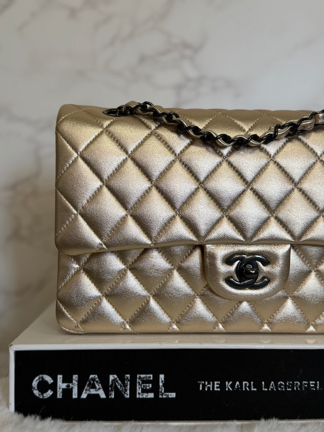 CHANEL series 31 Gold Metallic Lambskin So Black Hardware Medium ML timeless Classic Double Flap Bag 2020/2021