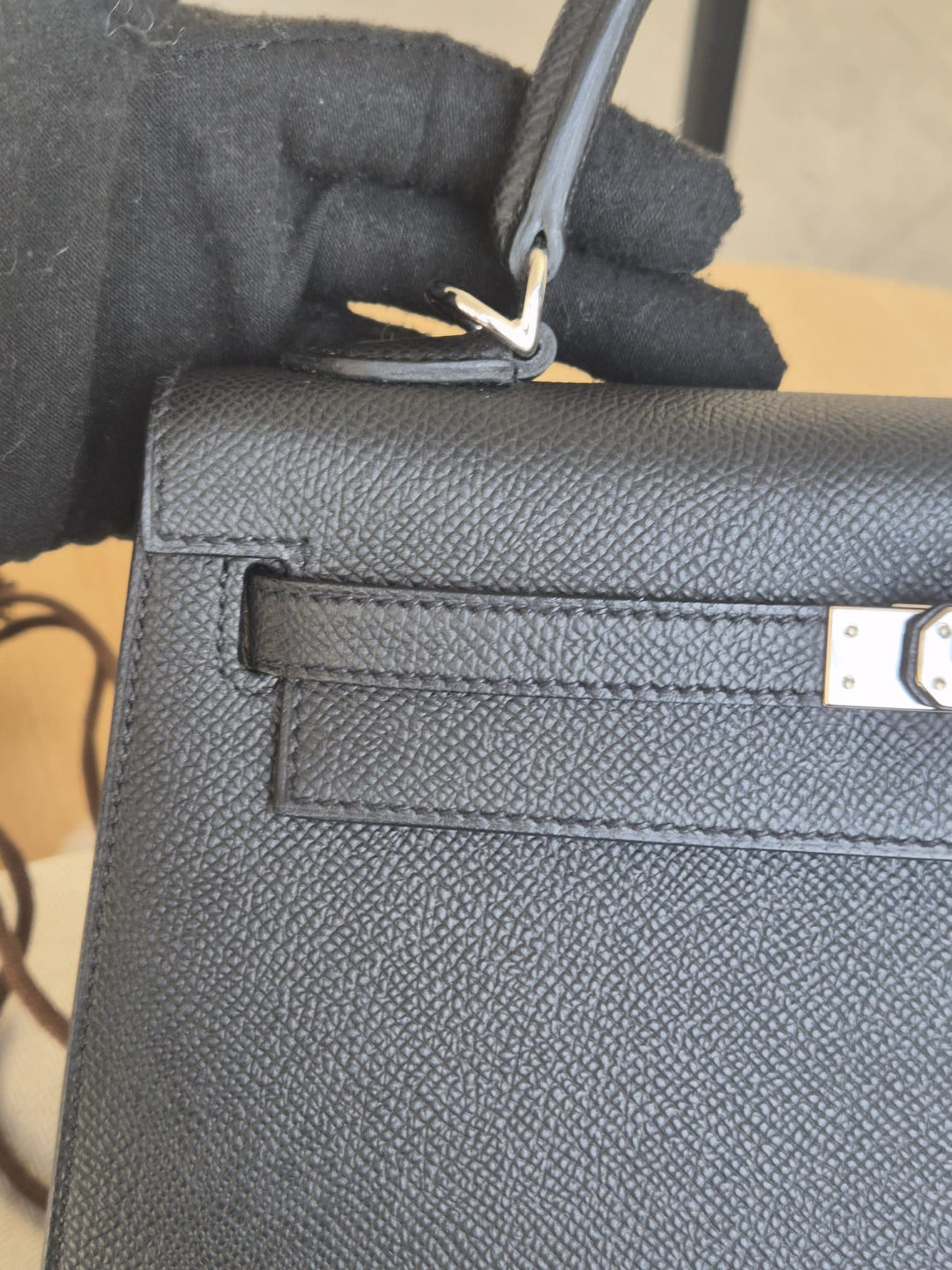 WA/Email to Purchase only- HERMÈS Kelly 25 Sellier Epsom Black 89/Noir 89 PHW Palladium Hardware 2024 W- unused