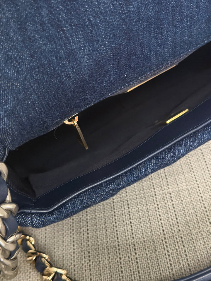 CHANEL 19 size Small Dark Denim SHW Flap Bag with Top Handle