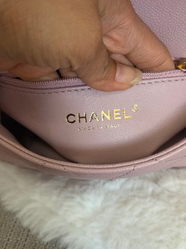 CHANEL 24P Muted Mauve Pink Caviar Heart Adjustable Chain Flap Bag with aged GHW 2024