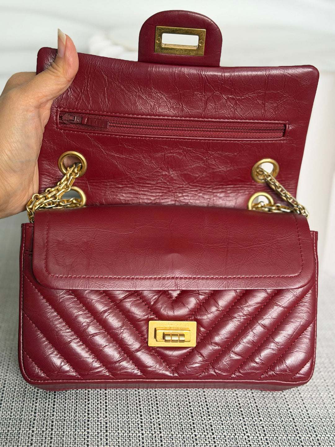 CHANEL 16A collection 2016 Series 23 Burgundy Calf skin Chevron Mini Reissue Flap Bag with Aged GHW