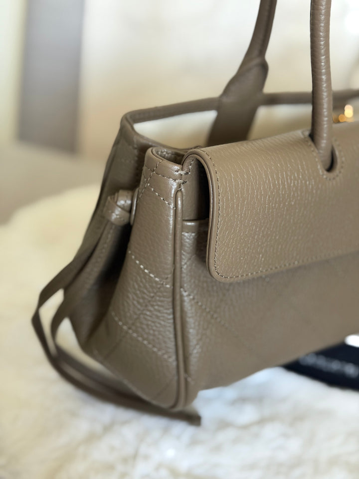 CHANEL Khaki Etoupe Caviar LGHW Urban Essentials East West Shopping Tote Bag size Small Matthieu Blazy 26A 2026