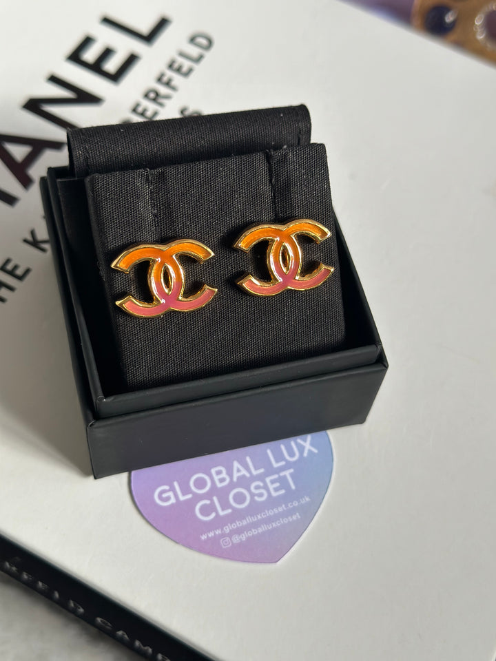 Chanel 23C Ombré Pink and orange Gold tone earrings