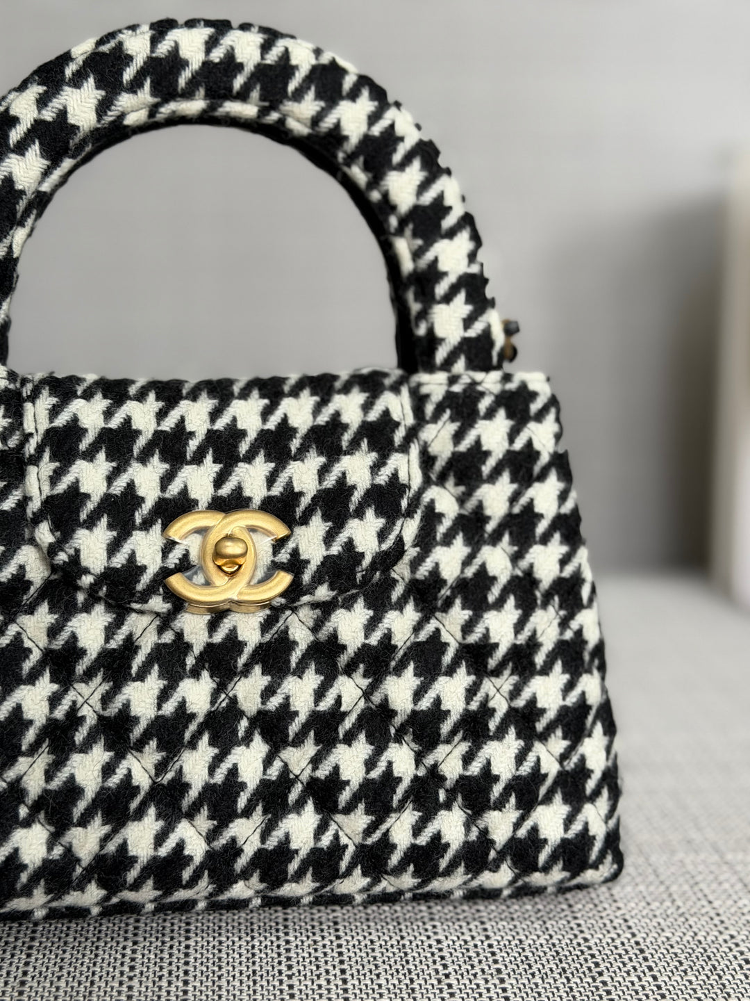 CHANEL 24A 2024 Black and White Houndstooth Tweed Kelly Small Shopping Bag with Chain Aged GHW
