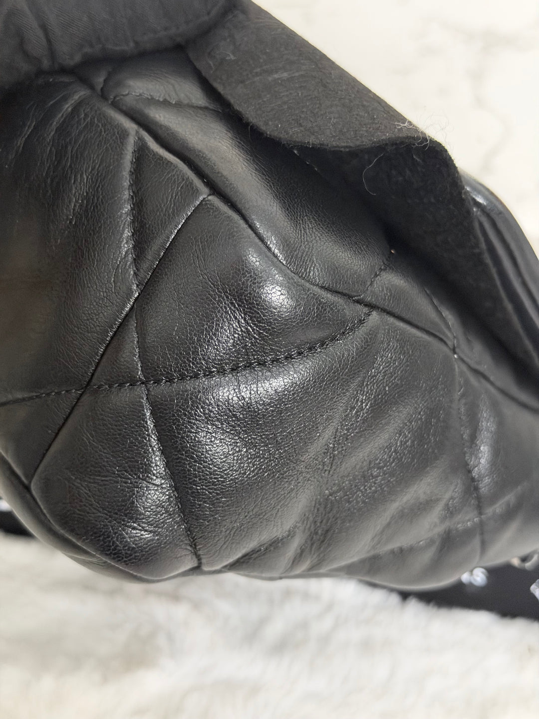 CHANEL series 31 Black Lambskin Mixed HW 19 Flap Bag size SMALL