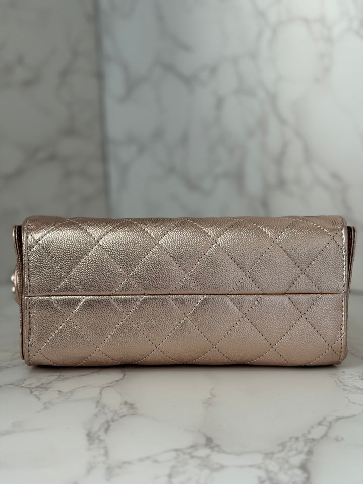 CHANEL 26C collection Mini 25 Hobo Bag in Rose Gold (Copper) Caviar Shiny GHW