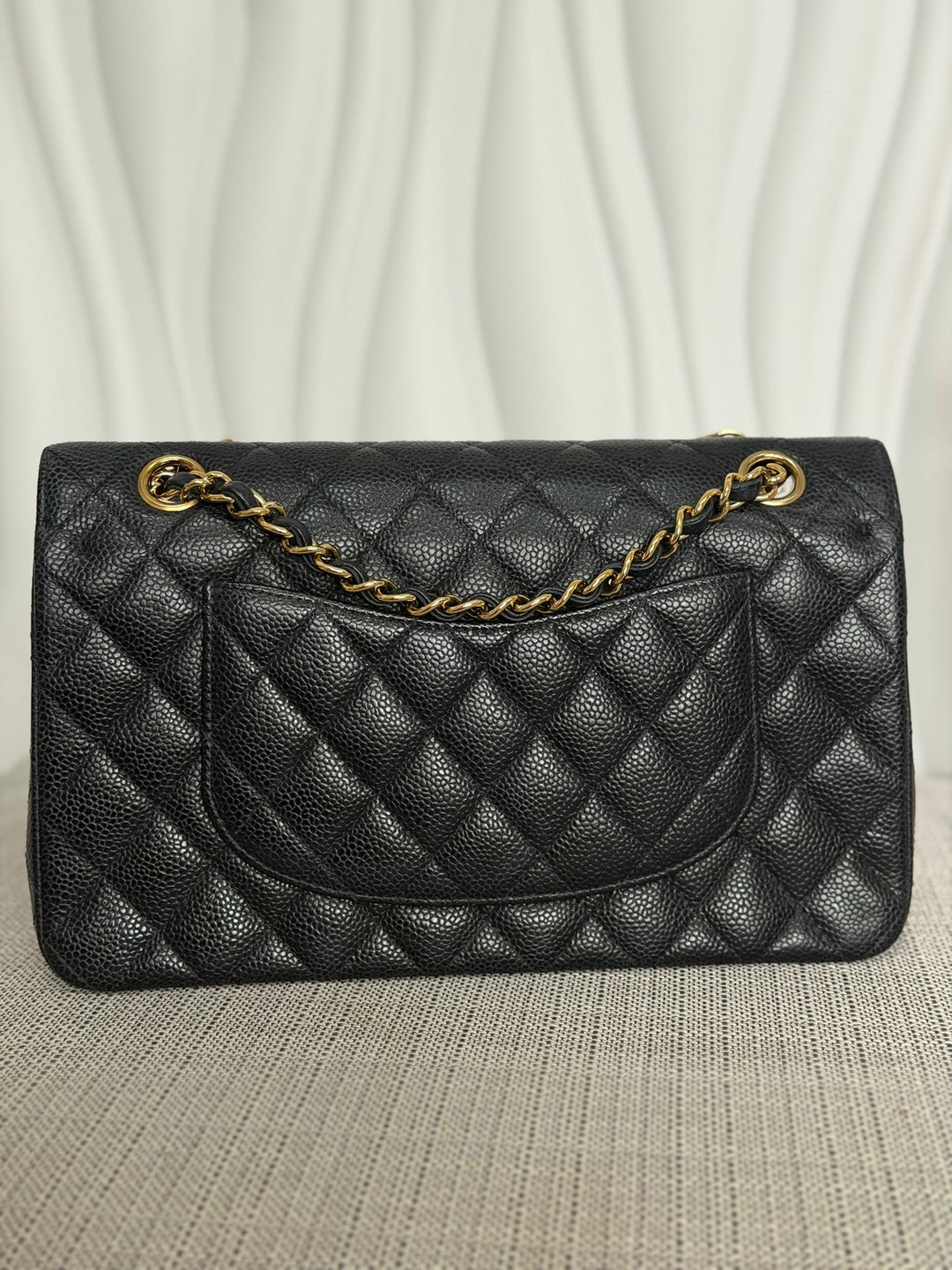 CHANEL Series 24 2017 Black Caviar GHW Medium M/L 11.12 Timeless Classic Double Flap Bag