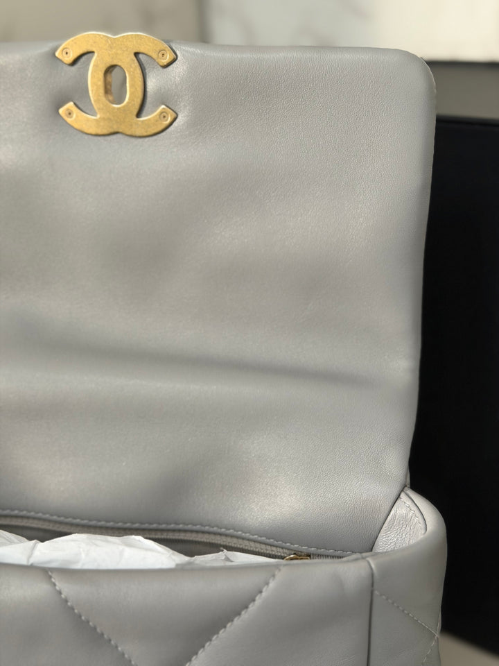 CHANEL 19 size Small Grey Lambskin Mixed Hardware 21B 2021 Flap Bag with Top Handle