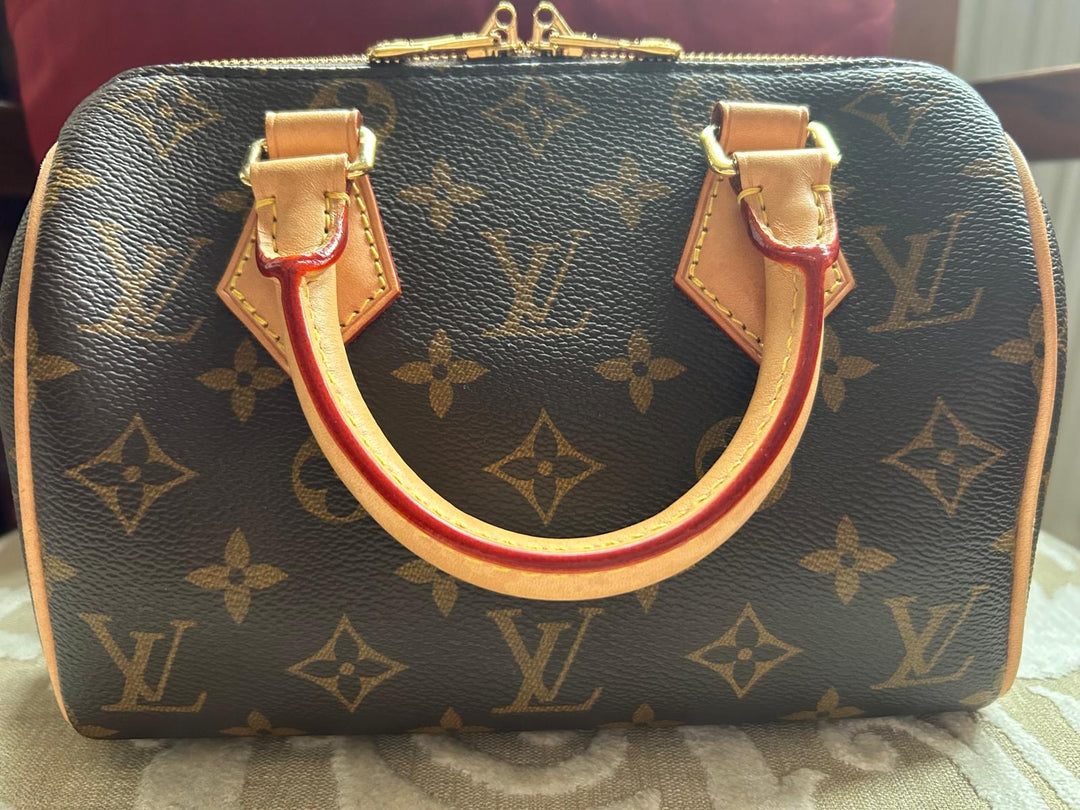 LOUIS VUITTON Speedy 20 with Guitar Strap