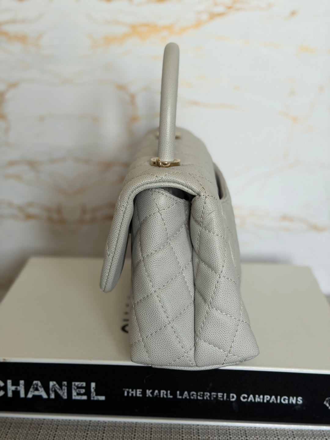 CHANEL series 27 Light Grey Caviar LGHW Coco Handle Size Small with Detachable Shoulder strap 2018