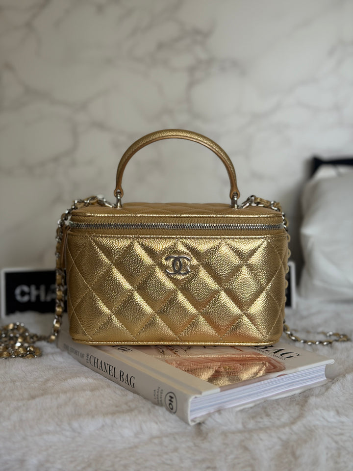CHANEL 26A Métiers d’art Gold Caviar SHW Small Vanity Top Handle 2026