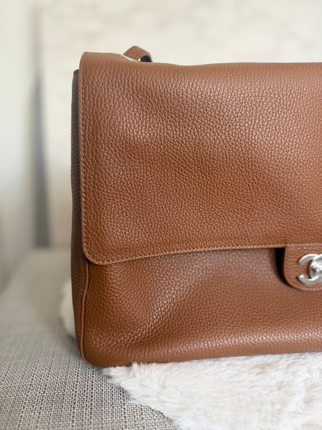 CHANEL 26A Camel Caviar SHW Maxi Flap Bag 38.5 cms Matthieu Blazy 2026