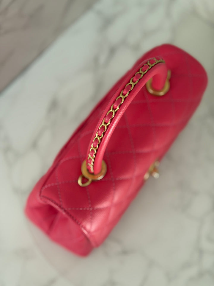Chanel 23P Collection 2023 Dark Pink Caviar Aged GHW Coco Handle with Detachable Strap and enchained handle size Small