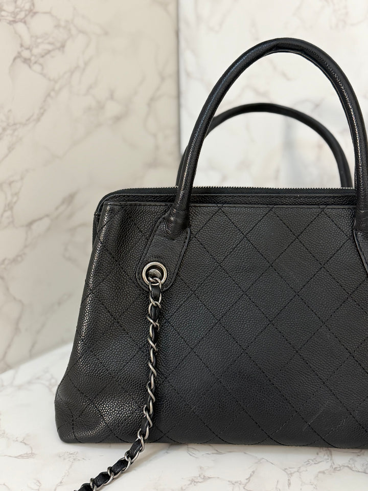 CHANEL series 23 Black Caviar Ruthenium HW Tote Bag with Shoulder Chain strap